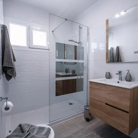 Marisol Beach And Sea View Apartment 아파트